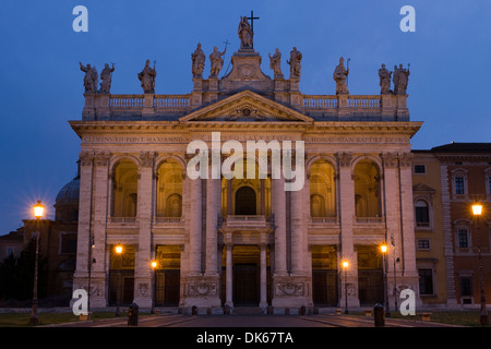 Päpstlichen Erzbasilika San Giovanni in Laterano in Piazza di Porta San Giovanni, Rom, Italien. Stockfoto