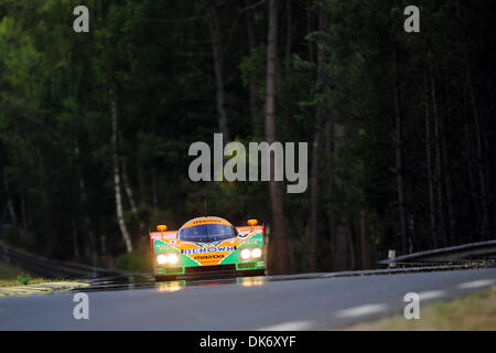 9. Juni 2011 - Le Mans, Frankreich - PATRICK DEMPSEY fährt den Mazda 787 zum 20-jährigen Jubiläum des Mazdas Sieg in Le Mans. (Kredit-Bild: © Rainer Ehrhardt/ZUMAPRESS.com) Stockfoto