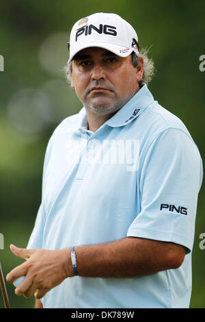 17. Juni 2011 - Bethesda, Maryland, USA - ANGEL CABRERA in der zweiten Runde des Spiels bei den US Open (Credit-Bild: © James Berglie/ZUMAPRESS.com) Stockfoto