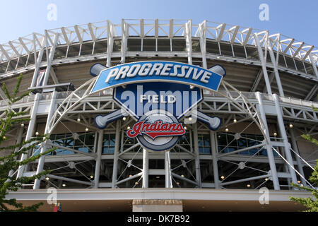 18. Juni 2011 - Cleveland, Ohio, USA - Progressive Field in Cleveland, Ohio vor dem Spiel zwischen den Pittsburgh Pirates und Cleveland Indians.  Die Cleveland Indians besiegte die Pittsburgh Pirates 5-1. (Kredit-Bild: © Frank Jansky/Southcreek Global/ZUMAPRESS.com) Stockfoto