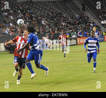 19. Juni 2011 - Carson, CA, USA - MLS (Major League Soccer) JUSTIN BRAUN # 17 und UGO IHEMELU in der zweiten Hälfte des Spiels als FC DALLAS besiegt CHIVAS USA, 2: 1, im Home Depot Center, Carson, Kalifornien... Kredit-Bild: Cr Scott Mitchell/ZUMA PRESS (Credit-Bild: © Scott Mitchell/ZUMAPRESS.com) Stockfoto