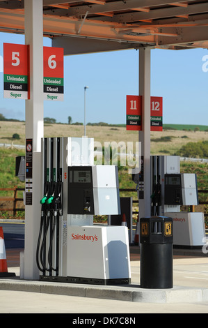 Sainsbury Supermarkt Tankstelle, England, UK Stockfoto