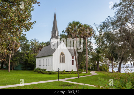 St. Marien Bischofskirche entstand im Jahre 1879 an den Ufern des St. Johns River in Green Cove Springs, Florida Stockfoto