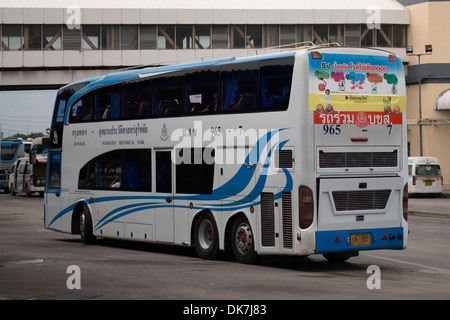 Double deck gov Bus nach Chiang Mai, Mo Chit, Bangkok, Thailand Stockfoto