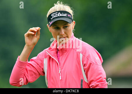 25. Juni 2011 - Rochester, New York, USA - USA Ryan O'Toole Bewertungen das 2. Loch an die LPGA Championship 2011 gesponsert von Wegmans in Locust Hill Country Club in Rochester, New York am 26. Juni 2011 (Credit-Bild: © Nick Serrata/Eclipse/ZUMAPRESS.com) Stockfoto