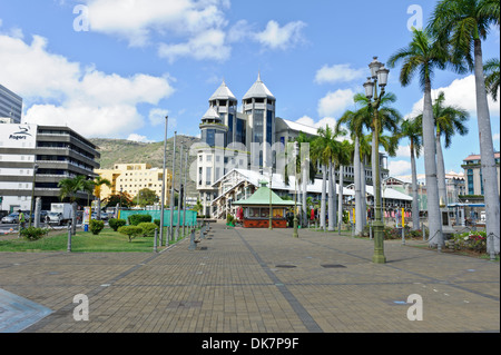 Caudan Waterfront mit Restaurants, Bars und beliebten Sehenswürdigkeiten, Port Louis, Mauritius. Stockfoto