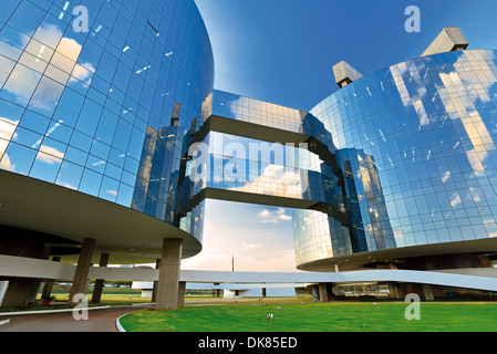 Brasilien, Brasilia: General Staatsanwaltschaft von Oscar Niemeyer entworfenen Gebäude Stockfoto