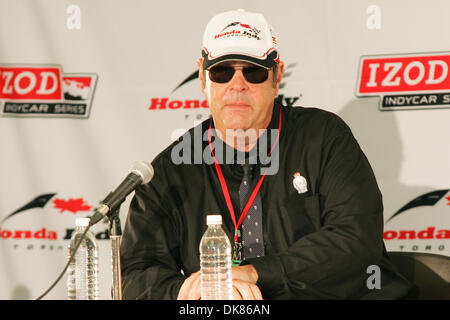 10. Juli 2011 spricht - Toronto, Ontario, Kanada - IZOD Honday Indy offizielle Starter Dan Ackroyd mit den Medien vor der Honda Indy in Toronto, Ontario. (Kredit-Bild: © Steve Dachgaube/Southcreek Global/ZUMAPRESS.com) Stockfoto