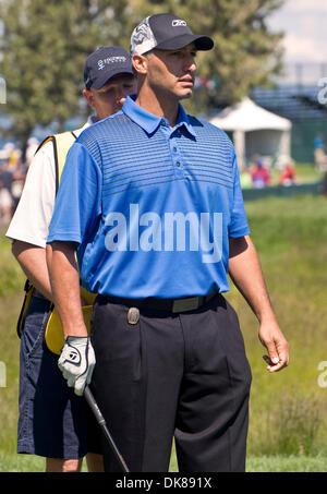 15. Juli 2011 spielt in der ersten Runde der 21. jährlichen amerikanischen Jahrhundert Meisterschaften auf dem Golfplatz Edgewood Tahoe - Stateline, Nevada, USA - Andy Pettite.  Ein Preisgeld von 600.000 Dollar bietet der made-for-TV-ACC, im Besitz und von NBC Sports ausgestrahlt premier Promi-Golfturnier der Welt. (Kredit-Bild: © Brian Cahn/ZUMAPRESS.com) Stockfoto