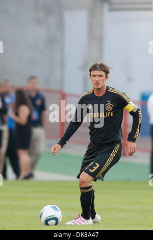 16. Juli 2011 - Los Angeles, Kalifornien, USA - Los Angeles Galaxy Mittelfeldspieler David Beckham #23 in Aktion während des Spiels World Football Challenge zwischen La Liga Kraftpaket Real Madrid und die Los Angeles Galaxy an der Los Angeles Memorial Coliseum. Real Madrid fuhr fort, die Galaxie mit einem Endstand von 4: 1 besiegen. (Kredit-Bild: © Brandon Parry/Southcreek Global/ZUMAPRESS.com) Stockfoto