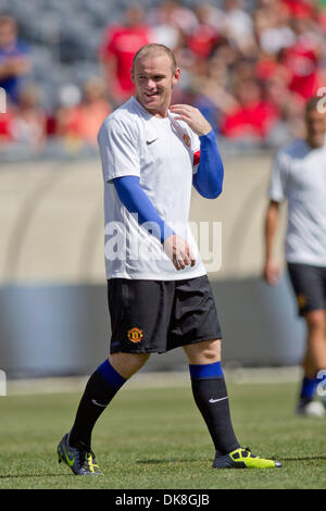 23. Juli 2011 - Chicago, Illinois, USA - Manchester United nach vorne Wayne Rooney (10) vor Beginn der internationalen Freundschaftsspiel zwischen Manchester United und Chicago Fire am Soldier Field in Chicago, IL. Manchester United besiegte das Feuer 3: 1. (Kredit-Bild: © Geoffrey Siehr/Southcreek Global/ZUMAPRESS.com) Stockfoto