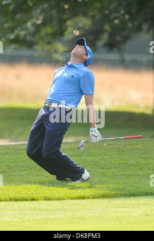 29. Juli 2011 - White schwefelreichen Springs, West Virginia, USA - reagiert Sergio Garcia nach fehlt das 1. Loch in der zweiten Runde des Greenbrier Classic im Greenbrier Resort. (Kredit-Bild: © Geoff Bolte/Southcreek Global/ZUMAPRESS.com) Stockfoto