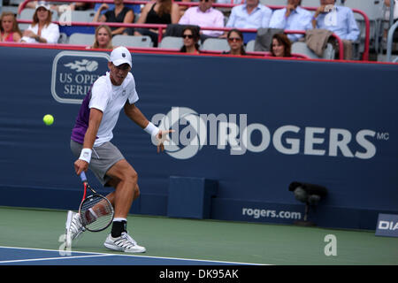 10. August 2011 - Montreal, Quebec, Kanada - Vasek Pospisil in Spielaktion in der zweiten Runde des Rogers Cup Tennis bei Stade Uniprix in Montreal, Kanada. Federer gewann in zwei Sätzen 7-5, 6-3..Mandatory Credit: Philippe Champoux / Southcreek Global (Credit-Bild: © Phillippe Champoux/Southcreek Global/ZUMAPRESS.com) Stockfoto