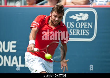 12. August 2011 - Montreal, Quebec, Kanada - Stanislas Wawrinka (SUI) spielt gegen Mardy Fish (USA) im Viertel-Finale im Uniprix Stadium in Montreal, Quebec, Kanada. (Kredit-Bild: © Marc DesRosiers/Southcreek Global/ZUMAPRESS.com) Stockfoto