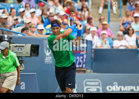 19. August 2011 - Cincinnati, Ohio, USA - Rafael Nadal (ESP) in Aktion bei den W & S Open gespielt wird im Lindner Familie Tennis Center in Cincinnati, Ohio. Mardy Fish (USA) besiegte Nadal 6-3,6-4. (Kredit-Bild: © John Longo/Southcreek Global/ZUMAPRESS.com) Stockfoto