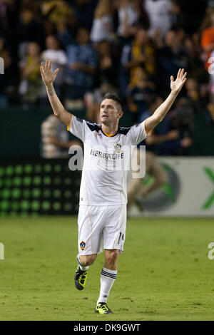 20. August 2011 - Carson, Kalifornien, USA - Los Angeles Galaxy vorwärts Robbie Keane #14 feiert sein erste Tor bei seinem Debüt mit dem Galaxy in der Major League Soccer-Spiel zwischen den San José Earthquakes und die Los Angeles Galaxy im Home Depot Center. (Kredit-Bild: © Brandon Parry/Southcreek Global/ZUMAPRESS.com) Stockfoto