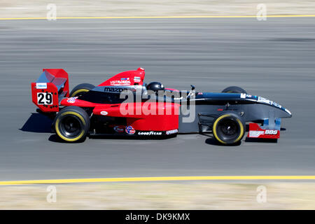 26. August 2011 - Sonoma, Kalifornien, USA - Phil Fogg von Portland, OR nimmt eine Trainingsrunde in der Star Mazda-Klasse in die Indy Grand Prix von Sonoma auf dem Infineon Raceway in Sonoma, CA. (Credit-Bild: © Matt Cohen/Southcreek Global/ZUMAPRESS.com) Stockfoto