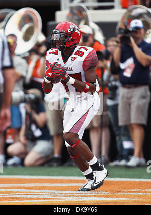 3. September 2011 - Stillwater, Oklahoma, Vereinigte Staaten von Amerika - Louisiana-Lafayette Ragin Cajuns Wide Receiver Darryl Surgent (87) in Aktion während des Spiels zwischen der Louisiana-Lafayette Ragin Cajuns und die Oklahoma State Cowboys im Boone Pickens Stadium in Stillwater, OK. Oklahoma State besiegt Louisiana-Lafayette-61 34. (Kredit-Bild: © Dan Wozniak/Southcreek Global/ZU Stockfoto