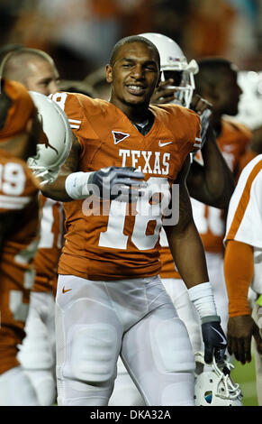 10. September 2011 - Austin, Texas, Vereinigte Staaten von Amerika - Texas Longhorns Tight End D.J. Grant (18) in Aktion während des Spiels zwischen den Brigham Young Cougars und die Texas Longhorns an der Darrell K Royal - Texas Memorial Stadium in Austin, Texas. Texas Niederlagen BYU 17 bis 16. (Kredit-Bild: © Dan Wozniak/Southcreek Global/ZUMAPRESS.com) Stockfoto