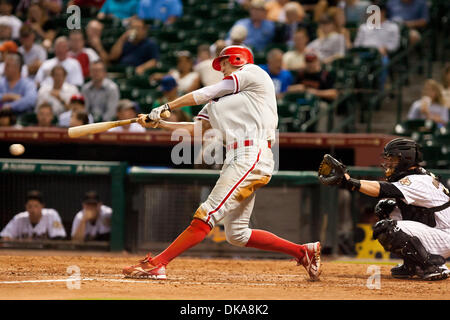 12. September 2011 - Houston, Texas, USA - Philadelphia Phillies Recht Fielder Hunter Pence (3) an der Platte gegen die Houston Astros. Houston Astros besiegten die Philadelphia Phillies 5-1 im Minute Maid Park in Houston Texas. (Kredit-Bild: © Juan DeLeon/Southcreek Global/ZUMAPRESS.com) Stockfoto