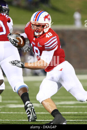 17. September 2011 - Dallas, Texas, Vereinigte Staaten von Amerika - während des Spiels zwischen SMU Mustangs und den nordwestlichen Staat Dämonen im Ford Stadium in Dallas, Texas. SMU führt Northwestern Staat 26-0 bei der Hälfte. (Kredit-Bild: © Matt Pearce/Southcreek Global/ZUMAPRESS.com) Stockfoto