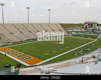 17. September 2011 - Waco, Texas, Vereinigte Staaten von Amerika - The Baylor Bears-Stadion vor dem Spiel zwischen Stephen F. Austin Lumberjacks und der Baylor Bears im Floyd Casey Stadium in Waco, Texas. Baylor Niederlagen SFA 48 bis 0. (Kredit-Bild: © Dan Wozniak/Southcreek Global/ZUMAPRESS.com) Stockfoto