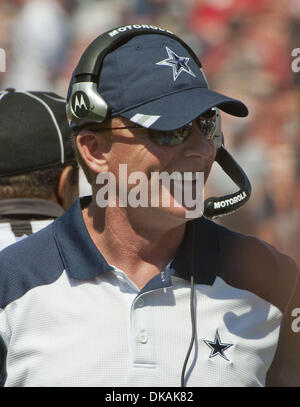 18. September 2011 - San Francisco, CA, USA - San Francisco 49ers Vs Dallas Cowboys im Candlestick Park Sonntag, 18. September 2011.  Cowboys Cheftrainer Jason Garrett.Cowboys in gewann Überstunden 27-24 (Credit-Bild: © Al Golub/ZUMAPRESS.com) Stockfoto