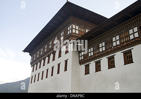 Teilansicht der Palast des Königs. Bekannt als Dechencholing-Palast. Thimphu. Bhutan Stockfoto