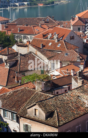 Montenegro, Boka Kotorska (Bucht von Kotor), Ansicht von Stari Grad (Altstadt) von St John Hill Stockfoto