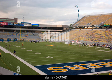 24. September 2011 - Morgantown, West Virginia, USA - Mailand Puskar Stadium in Morgantown, West Virginia, vor dem Spiel zwischen der LSU Tigers und West Virginia Mountaineers. (Kredit-Bild: © Frank Jansky/Southcreek Global/ZUMAPRESS.com) Stockfoto