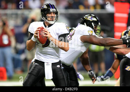 25. September 2011 - Saint Louis, Missouri, USA - Baltimore Ravens-quarterback Joe Flacco (5) in Aktion während der NFL-Spiel zwischen den St. Louis Rams und die Baltimore Ravens auf Edward Jones Dome in St. Louis, Missouri. Raben besiegte die Rams 37-7. (Kredit-Bild: © Scott Kane/Southcreek Global/ZUMAPRESS.com) Stockfoto