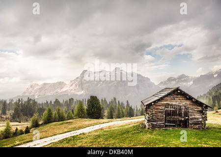 Blockhütte, Alta Badia Südtirol, Italien Stockfoto