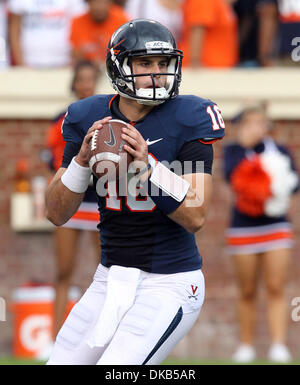 Sep 24, 2011 - Charlottesville, Virginia, Vereinigte Staaten - Virginia Cavaliers quarterback MICHAEL ROCCO (16) während des Spiels am Scott Stadium. Mississippi Adler schlagen Virginia Cavaliers 30-24. (Kredit-Bild: © Andrew Shurtleff/ZUMAPRESS.com) Stockfoto