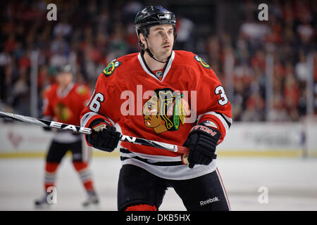 Sep 28, 2011 - Chicago, Illinois, USA - Chicago center Dave Bolland (36), während die NHL-Vorsaison-Spiel zwischen den Chicago Blackhawks und den Detroit Red Wings im United Center in Chicago, IL. Die Blackhawks besiegt die Red Wings 4-3. (Kredit-Bild: © John Rowland/Southcreek Global/ZUMAPRESS.com) Stockfoto