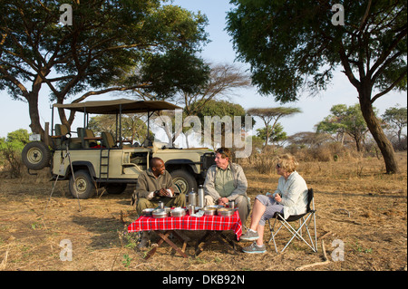 Frühstück im Busch, Katavi-Nationalpark, Tansania Stockfoto