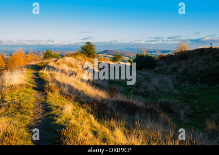 South Shropshire Landschaft von Gräben begraben Eisenzeit Wallburg, England Stockfoto