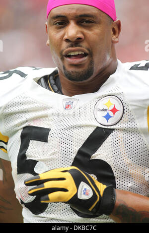 2. Oktober 2011 - kommt Houston, Texas, USA - Pittsburgh Steelers Linebacker LaMarr Woodley (56) aus dem Feld, nachdem die Texaner ein Touchdown erzielt. Houston Texans schlagen die Pittsburgh Steelers 17-10 im Reliant Stadium in Houston Texas. (Kredit-Bild: © Luis Leyva/Southcreek/ZUMAPRESS.com) Stockfoto