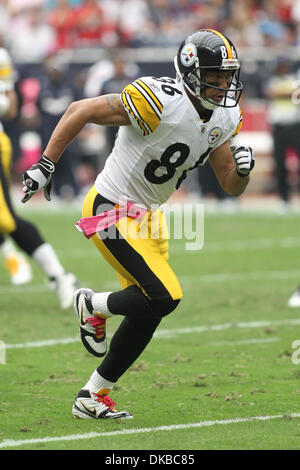 2. Oktober 2011 - Houston, Texas, USA - Pittsburgh Steelers Wide Receiver Hines Ward (86) rennt die Linie auf seinem Pass Route. Houston Texans schlug er Pittsburgh Steelers 17-10 im Reliant Stadium in Houston Texas. (Kredit-Bild: © Luis Leyva/Southcreek/ZUMAPRESS.com) Stockfoto