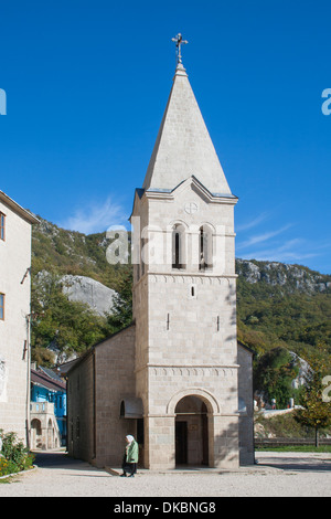 Montenegro, untere Kloster Ostrog Kloster St. Dreifaltigkeitskirche Stockfoto