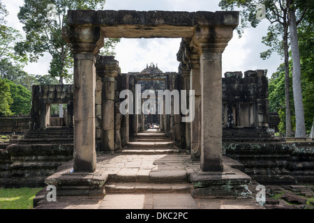 Eingangstor des Baphuon Tempel im Gebiet von Angkor Wat, Siem Reap, Kambodscha Stockfoto