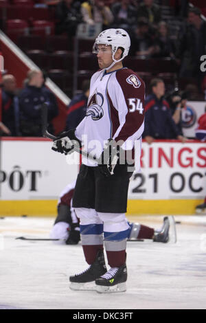 15. Oktober 2011 - Montreal, Quebec, Kanada - Colorado Avalanche weiterleiten David Jones (54) beim Aufwärmen vor den Montréal Canadiens Spiel gegen die Colorado Avalanche im Centre Bell. (Kredit-Bild: © Phillippe Champoux/Southcreek/ZUMAPRESS.com) Stockfoto