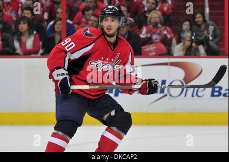 18. Oktober 2011 - Washington Dc, District Of Columbia, Vereinigte Staaten von Amerika - Verizon Center NHL Spiel Action. Washington Capitals zentrieren Endstand Marcus Johansson (90); 3 Hauptstädte Panthers 0 (Kredit-Bild: © Roland Pintilie/Southcreek/ZUMAPRESS.com) Stockfoto