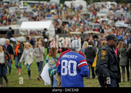 22. Oktober 2011 - weit Hills, New Jersey, Vereinigte Staaten - Hügel die 91. ordentliche weit Rennveranstaltung in Far Hills, NJ am 22.10.11. (Bild Kredit: Ryan Lasek/Eclipse/ZUMAPRESS.com ©) Stockfoto