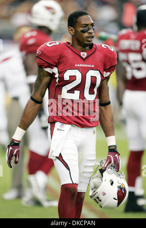 24. Oktober 2011 - Chandler, Arizona, USA - Arizona Cardinals defensive zurück a.j. Jeferson (20) an der Seitenlinie in einem NFL-Spiel gegen die Pittsburgh Steelers im University of Phoenix Stadium in Chandler, AZ (Credit-Bild: © Gene Lower/Southcreek/ZUMAPRESS.com) Stockfoto