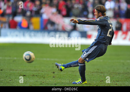 30. Oktober 2011 - Harrison, New Jersey, USA - Los Angeles Galaxy Mittelfeldspieler David Beckham (23) in Major League Soccer Playoff-Aktion im Red Bull Stadion in Harrison New Jersey Los Angeles besiegt New York 1 auf 0 (Credit-Bild: © Brooks Von Arx/Southcreek/ZUMAPRESS.com) Stockfoto