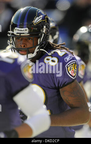 30. Oktober 2011 - Baltimore, Maryland, USA - Baltimore Ravens Wide Receiver Torrey Smith (82) vor einem NFL-Spiel zwischen den Baltimore Ravens und der Arizona Cardinals (Credit-Bild: © TJ Root/Southcreek/ZUMApress.com) Stockfoto