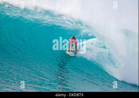 10. Dezember 2006; Kapalua, Maui, Hawaii, USA; Billabong Girls Pro, Association of Surfing Professionals (ASP) World Championship Tour (WCT) Ereignis, Honolua Bay, Maui, Hawaii, Dezember 8 - 20 2006. KEALA KENNELLY (Oahu, Hawaii) (im Bild) nur verpasst Sieg der Billabong Pro Maui, in Honolua Bay heute, wenn sie von Jessi Miley-Dyer (Australien) im Finale besiegt wurde. Kennelly war Stockfoto