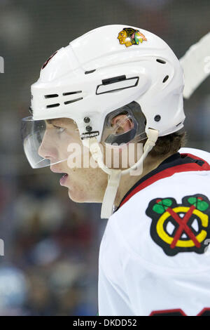 10. November 2011 - Columbus, Ohio, USA - Chicago Blackhawks rechten Flügel Patrick Kane (88) nach seinem Tor in der zweiten Phase des Spiels zwischen den Chicago Blackhawks und den Columbus Blue Jackets in der Nationwide Arena, Columbus, Ohio. (Kredit-Bild: © Scott Stuart/Southcreek/ZUMAPRESS.com) Stockfoto