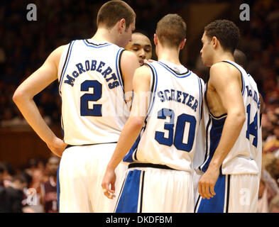 6. Januar 2007 - Durham, NC, USA - NCAA College Basketball The Virginia Tech Hokies schlagen die Duke Blue Devils 69-67 in einer Überstunden, als sie Cameron Indoor Stadium befindet sich in der Campus spielten der Duke University in Durham. Stockfoto