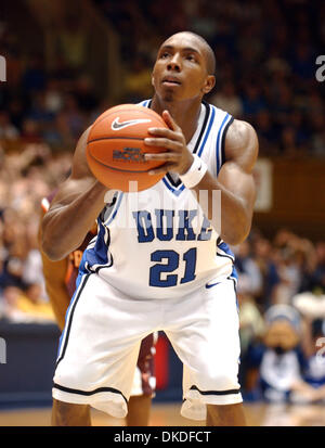 6. Januar 2007 - schlagen, Durham, NC, USA - NCAA College Basketball Durham Blue Devils #21 DeMARCUS NELSON als Virginia Tech Hokies die Duke Blue Devils 69-67 in der Overtime als sie Cameron Indoor Stadium befindet sich in der Campus spielten der Duke University in Durham. Stockfoto